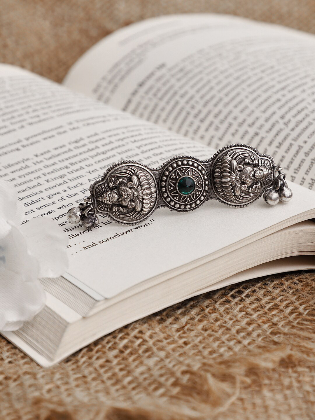 

VENI Silver-Plated Oxidized Green Stone Studded Finger Ring