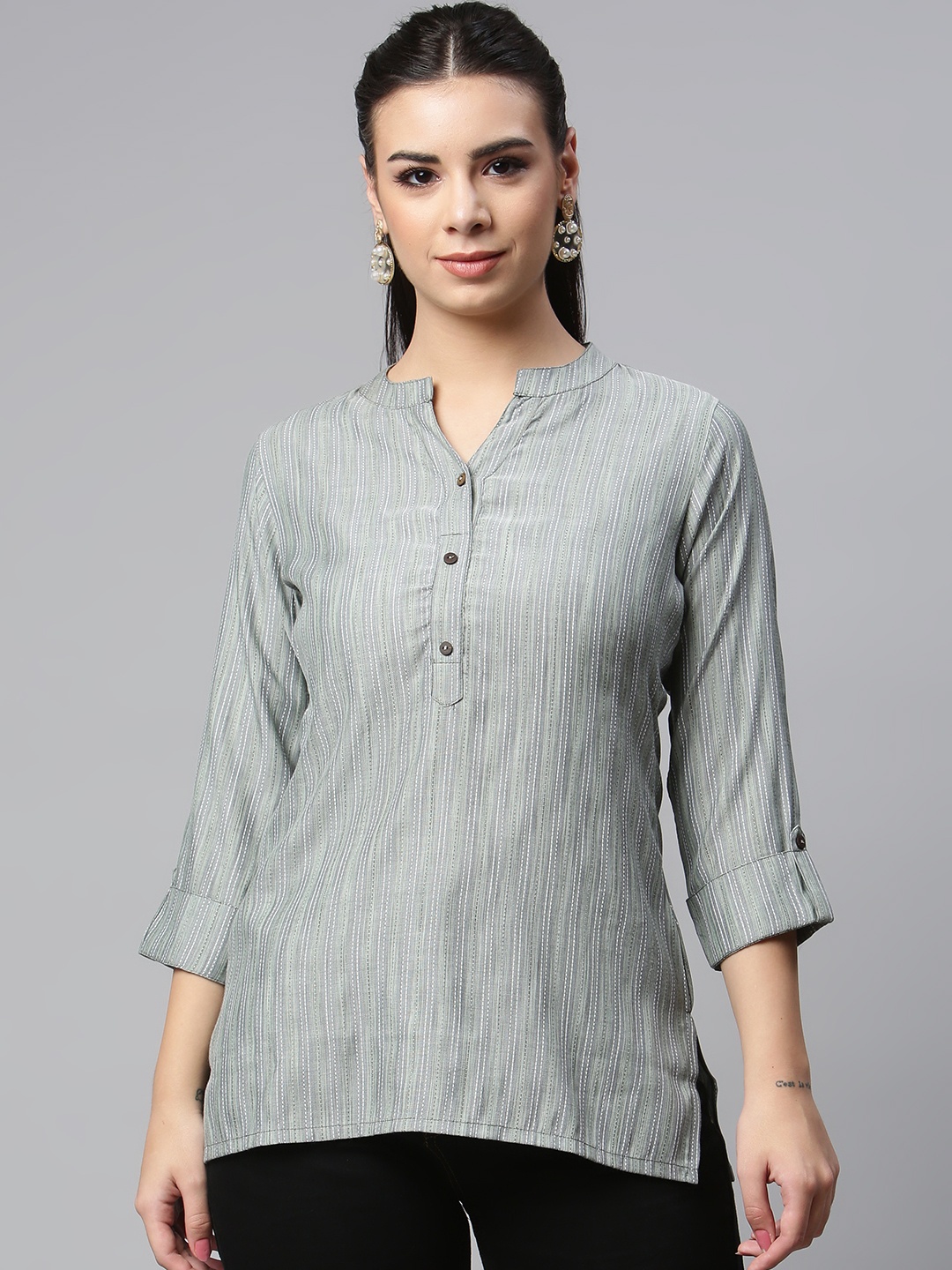 

MALHAAR Grey Striped Kurti