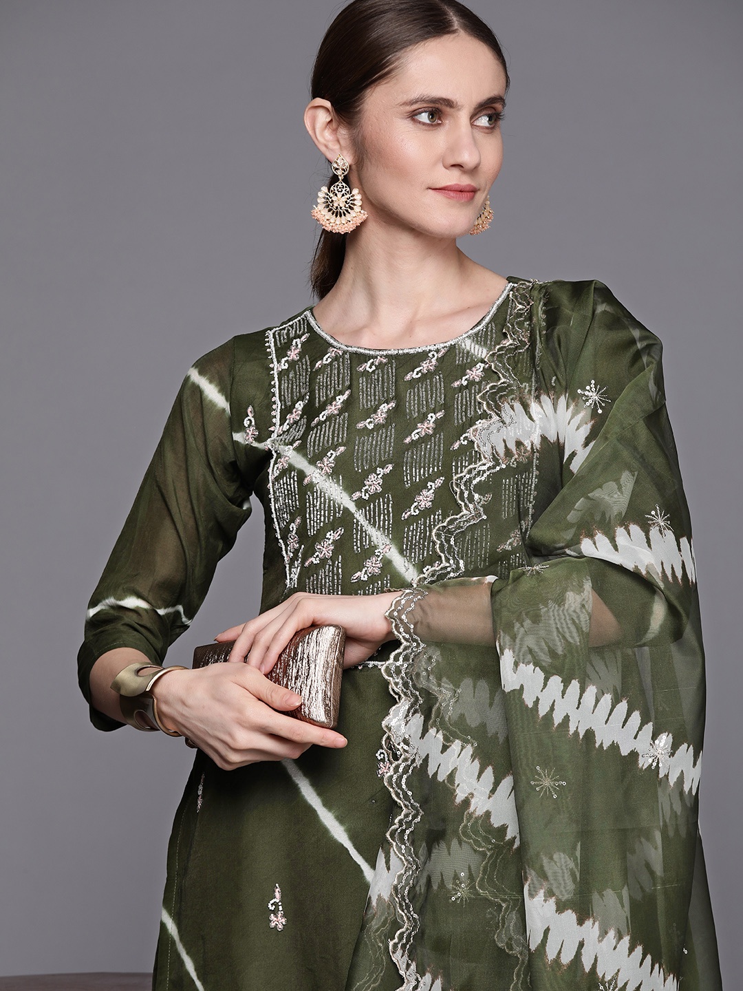 

Inddus Women Green Yoke Design Beads and Stones Chanderi Silk Kurta with Trousers & With Dupatta