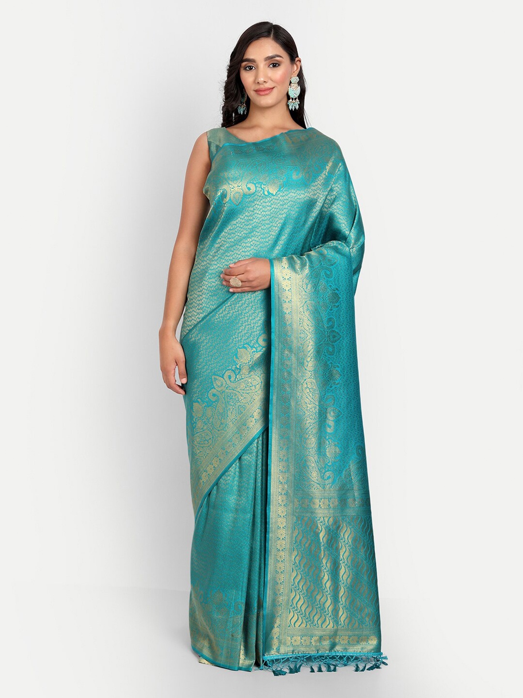 

Vardha Blue & Gold-Toned Ethnic Motifs Zari Silk Blend Kanjeevaram Saree
