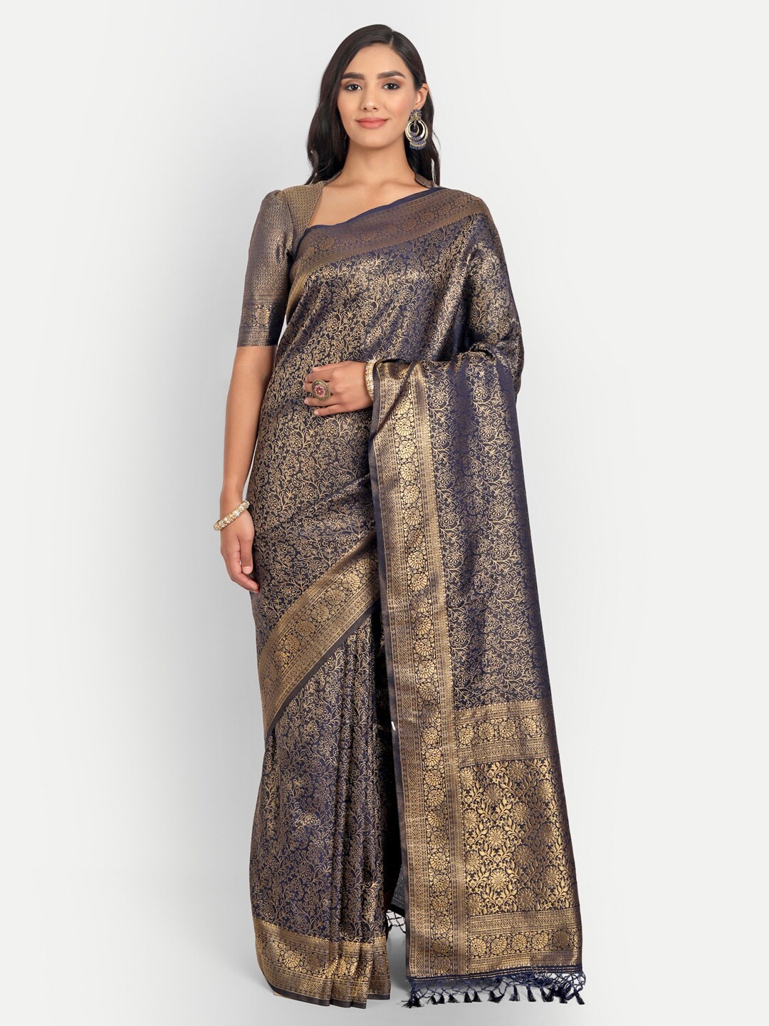 

Vardha Navy Blue & Gold-Toned Floral Zari Silk Blend Kanjeevaram Saree