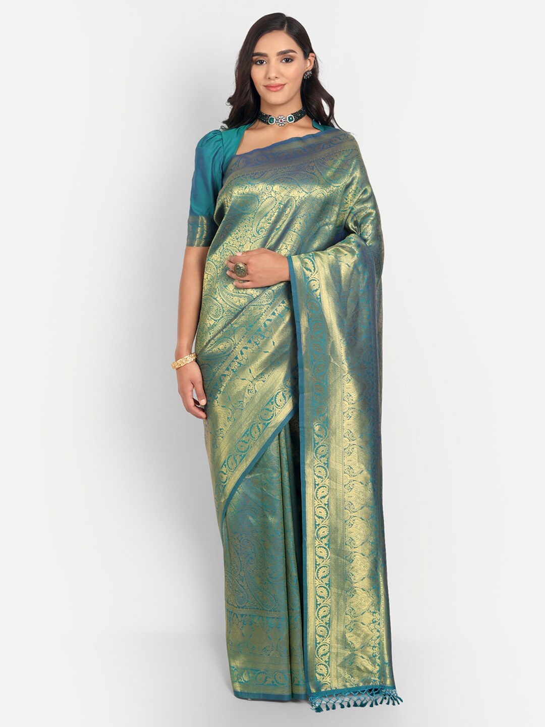 

Vardha Teal & Gold-Toned Ethnic Motifs Zari Kanjeevaram Saree