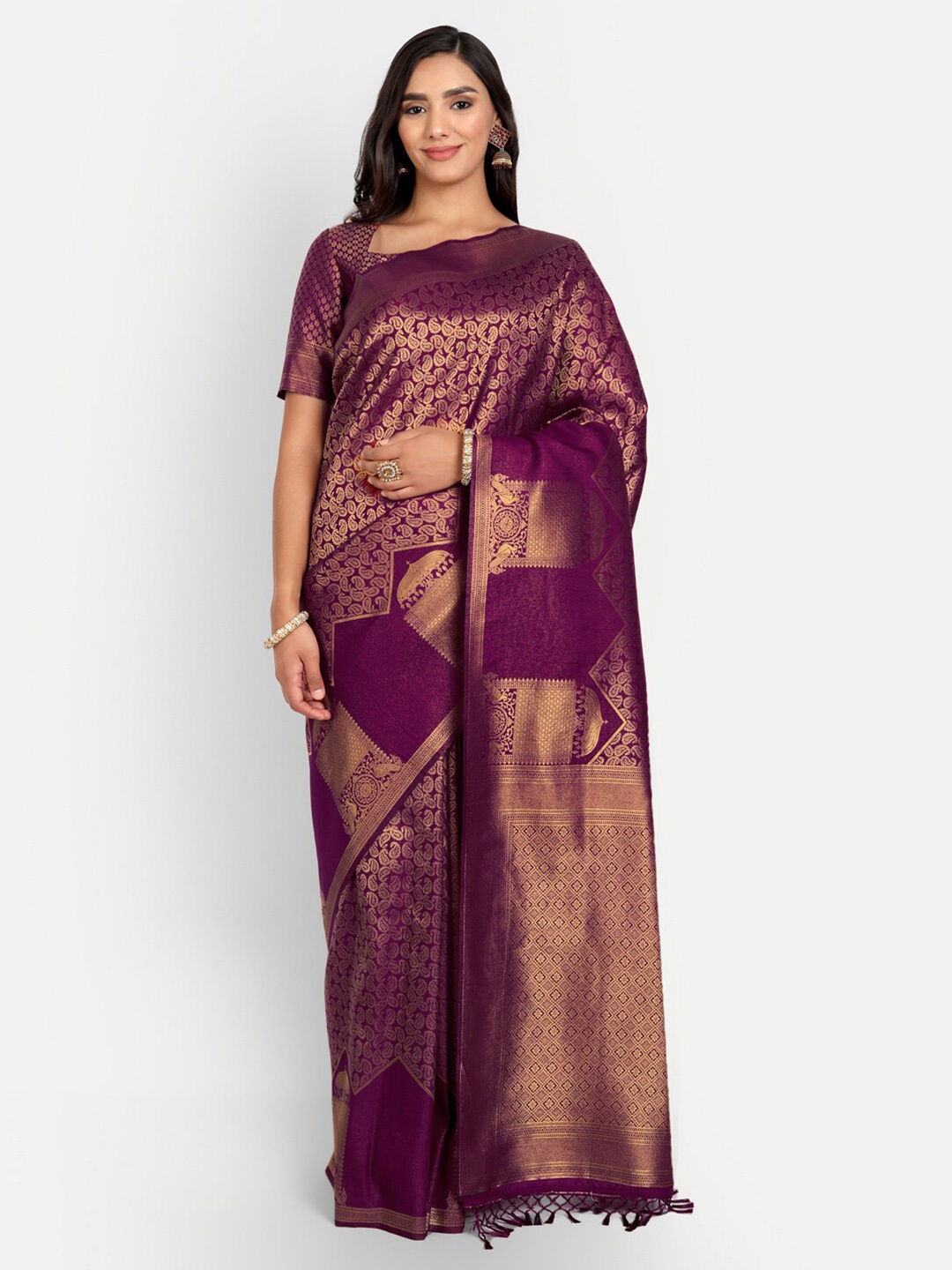 

Vardha Maroon & Gold-Toned Woven Design Zari Silk Blend Kanjeevaram Saree