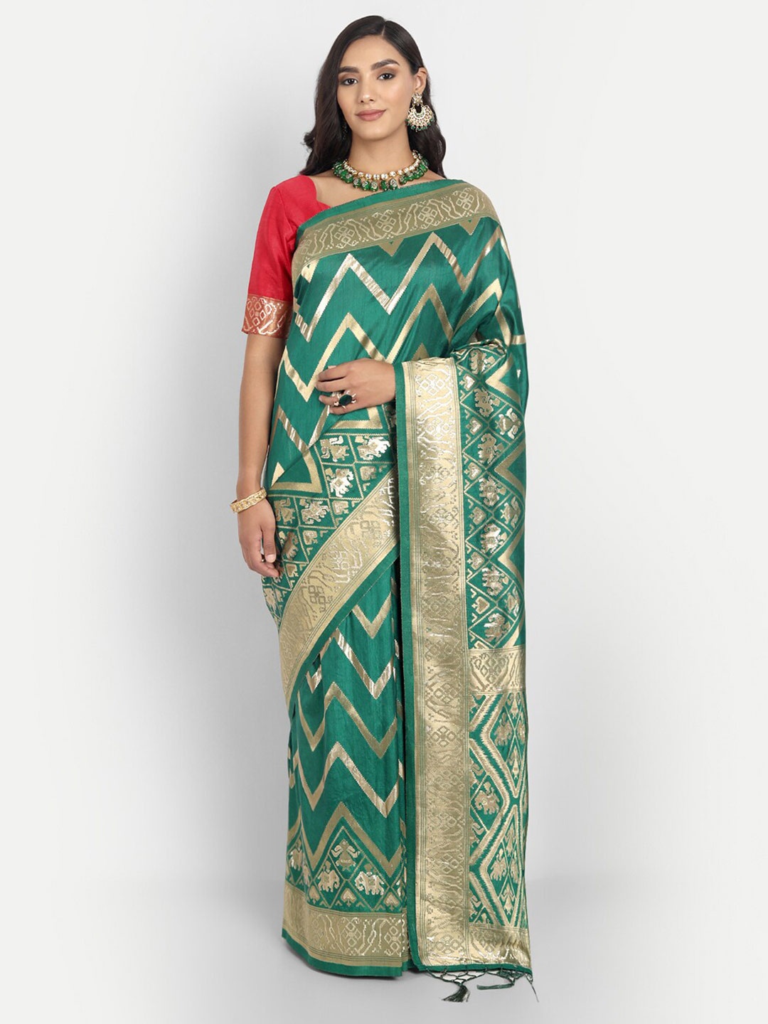 

Vardha Green & Gold-Toned Leheriya Zari Silk Blend Banarasi Saree