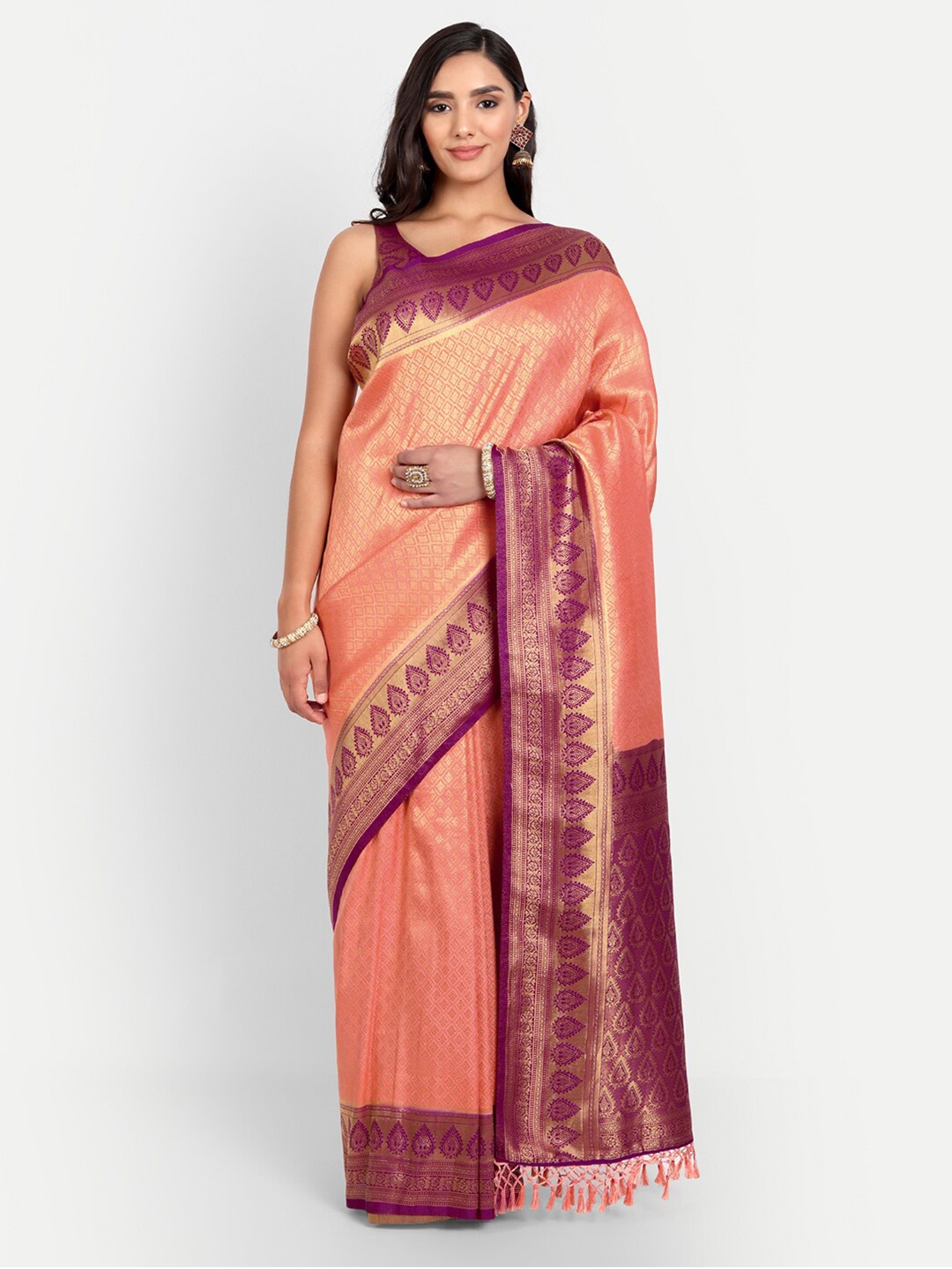 

Vardha Peach-Coloured & Gold-Toned Ethnic Motifs Zari Silk Blend Kanjeevaram Saree