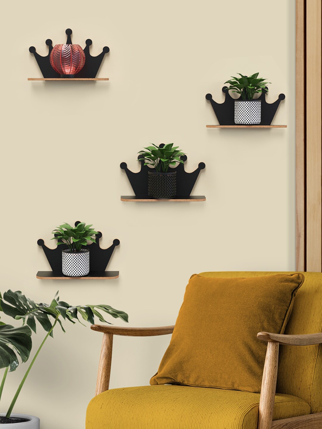 

Home Sparkle Pack Of 4 Black Crown Shaped Wooded Wall Shelf