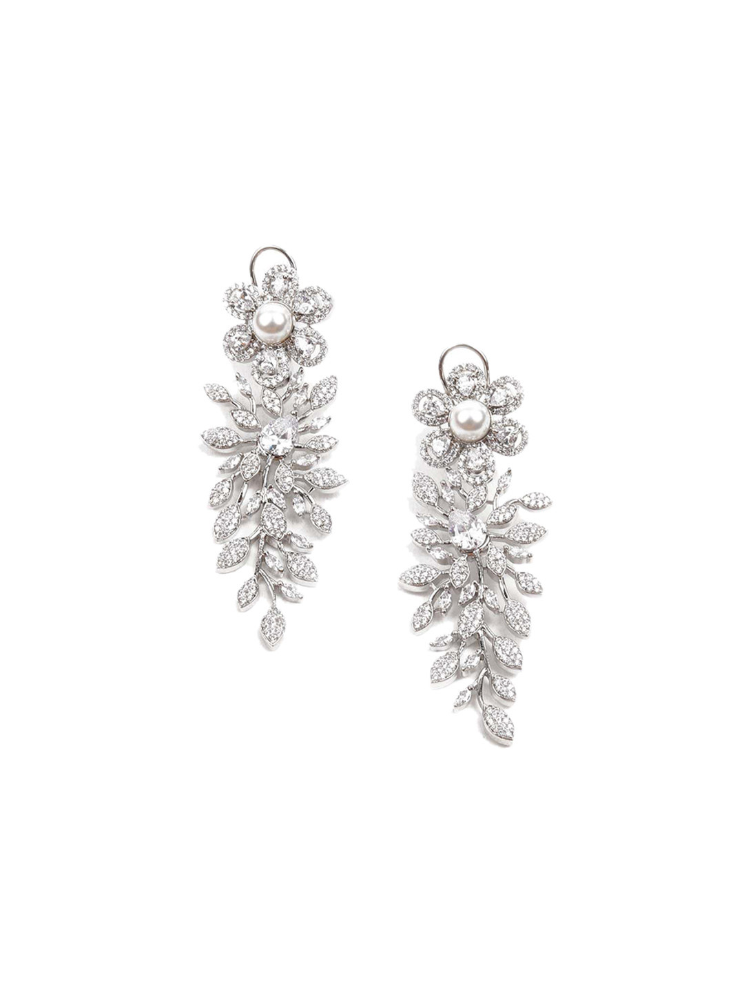 

ODETTE White Contemporary Ear Cuff Earrings