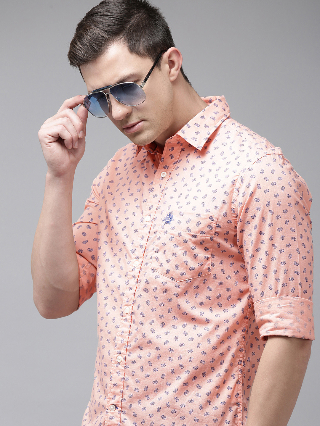 

U S Polo Assn Men Peach-Coloured & Blue Tailored Fit Printed Pure Cotton Casual Shirt