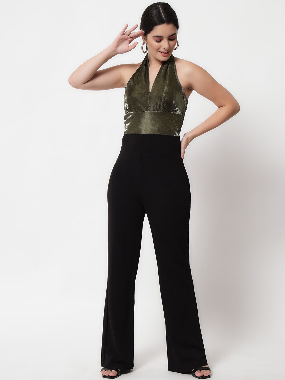 

Orchid Blues Gold-Toned & Black Halter Neck Basic Jumpsuit