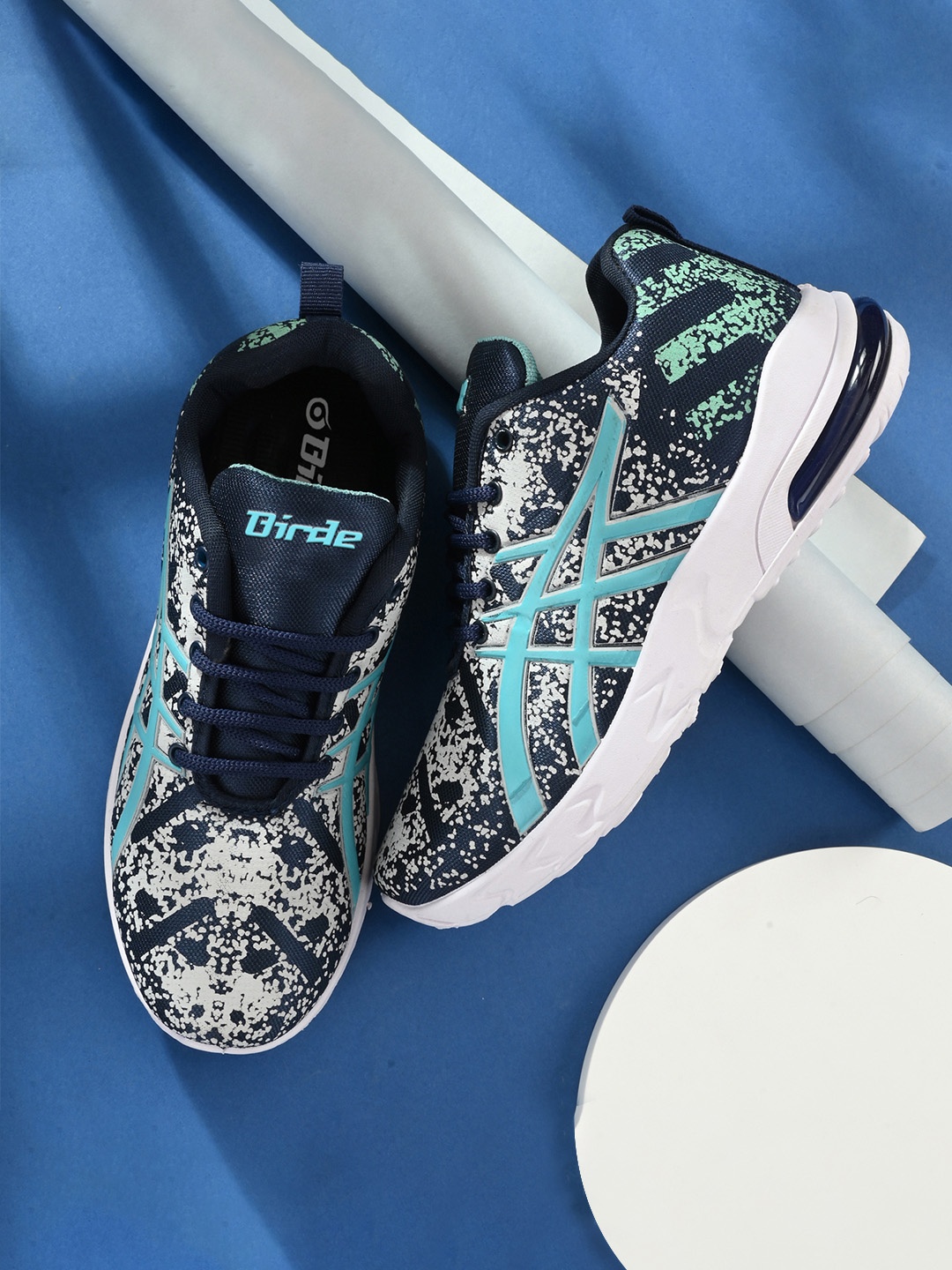 

BIRDE Men Blue Woven Design Sneakers