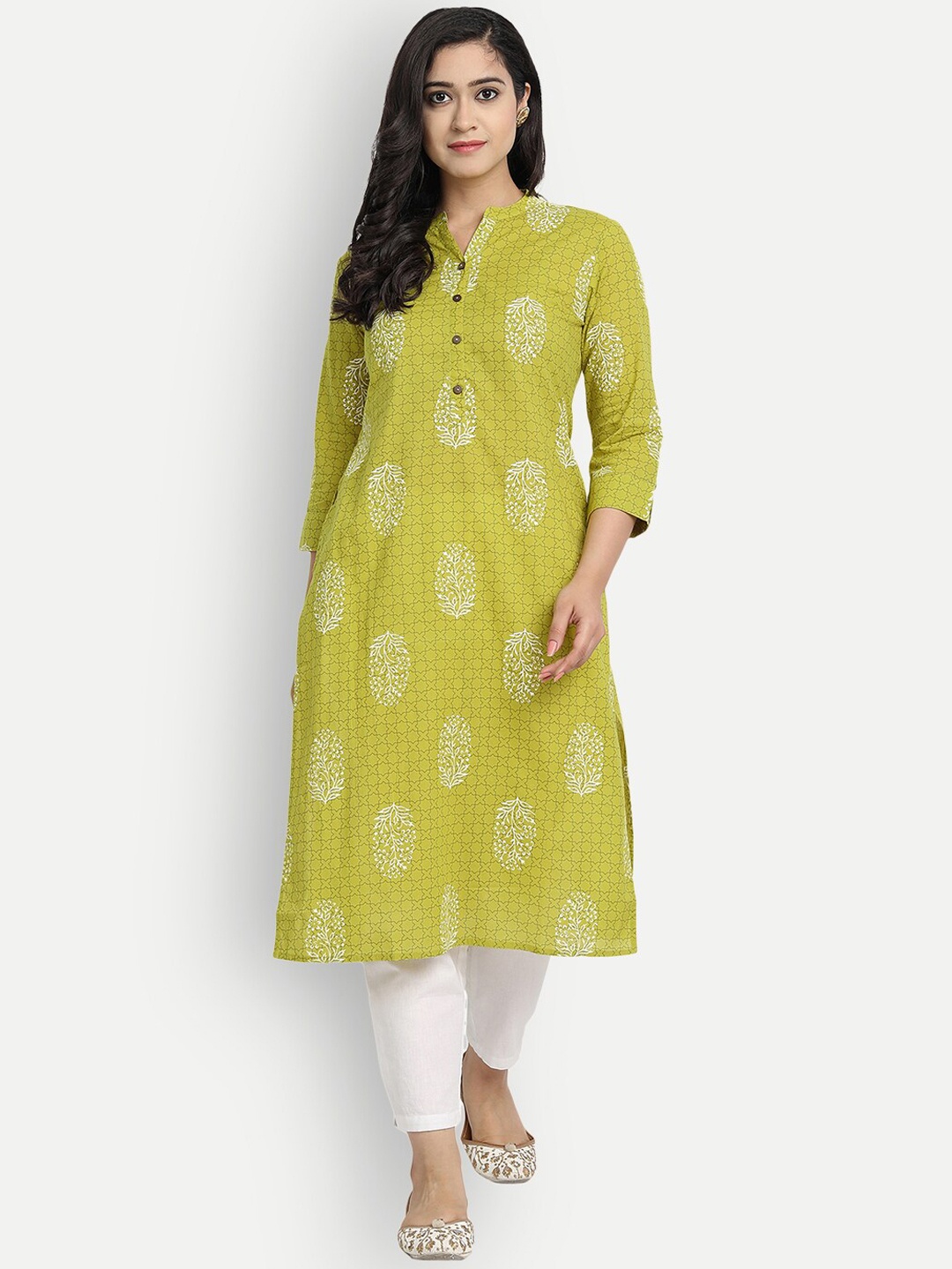 

Haute and Humble Women Green Floral Printed Floral Kurta