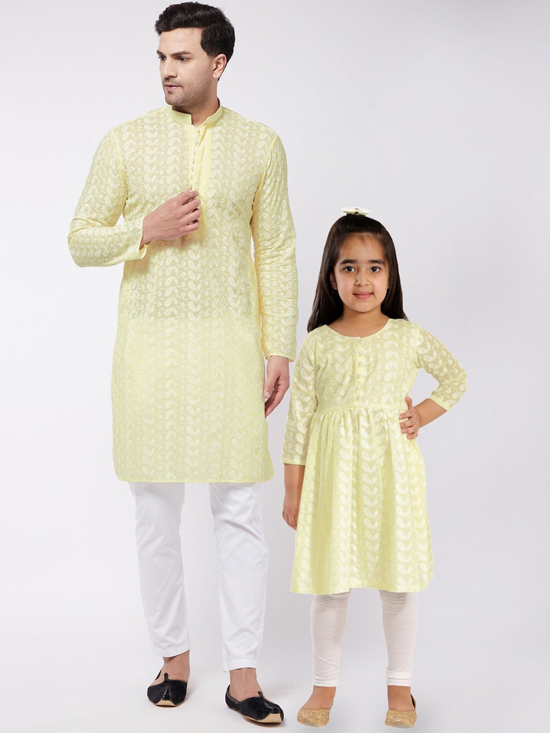 

VASTRAMAY Men Yellow Ethnic Motifs Embroidered Chikankari Pure Cotton Kurta with Pyjamas