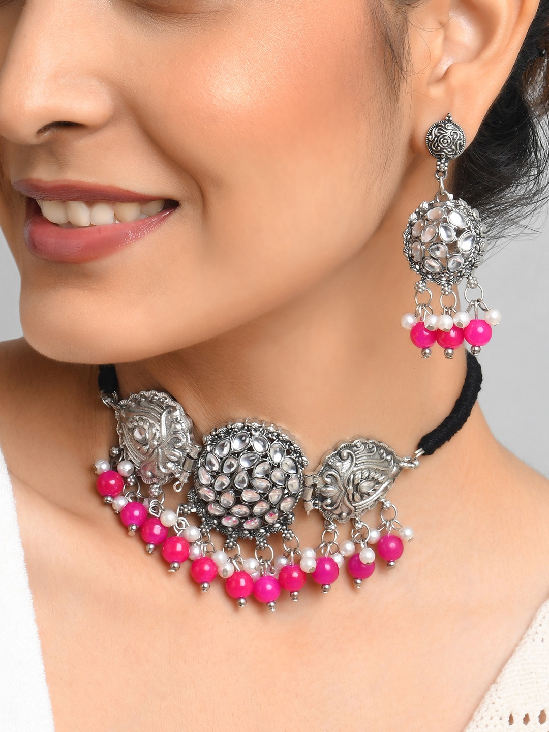 

Fida Silver-Plated Pink Jewellery Set