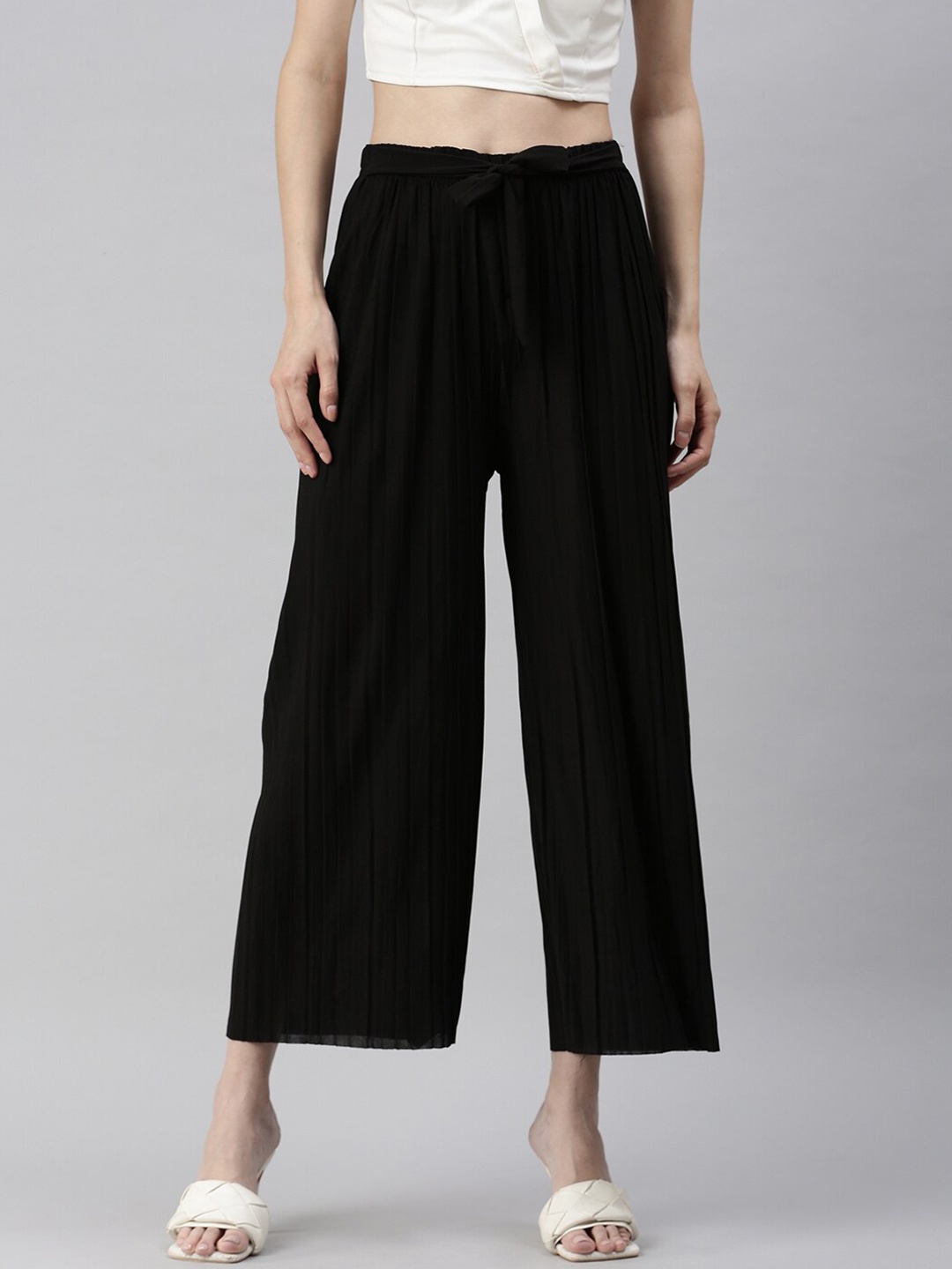 

SHOWOFF Women Black Loose Fit High-Rise Trousers