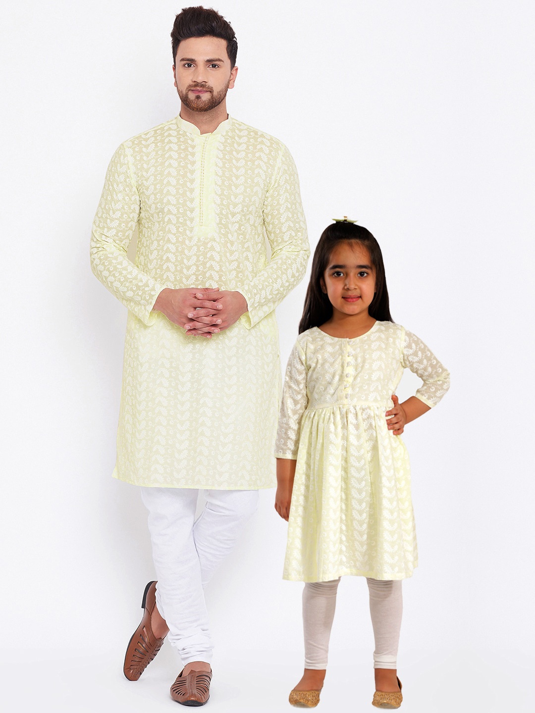 

VASTRAMAY Girls Yellow Chikankari Pure Cotton Kurta And Leggings Set