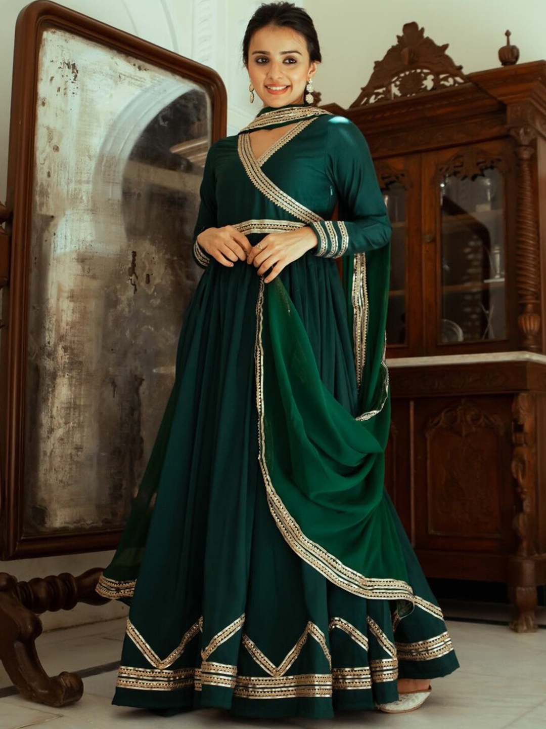 

Lavanya The Label Women Green Embroidered Anarkali Kurta with Churidar & With Dupatta