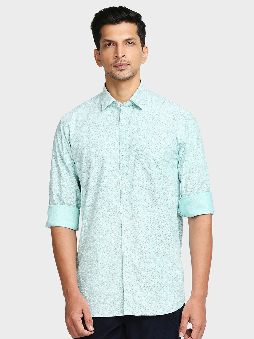 

ColorPlus Men Green Tailored Fit Printed Cotton Casual Shirt