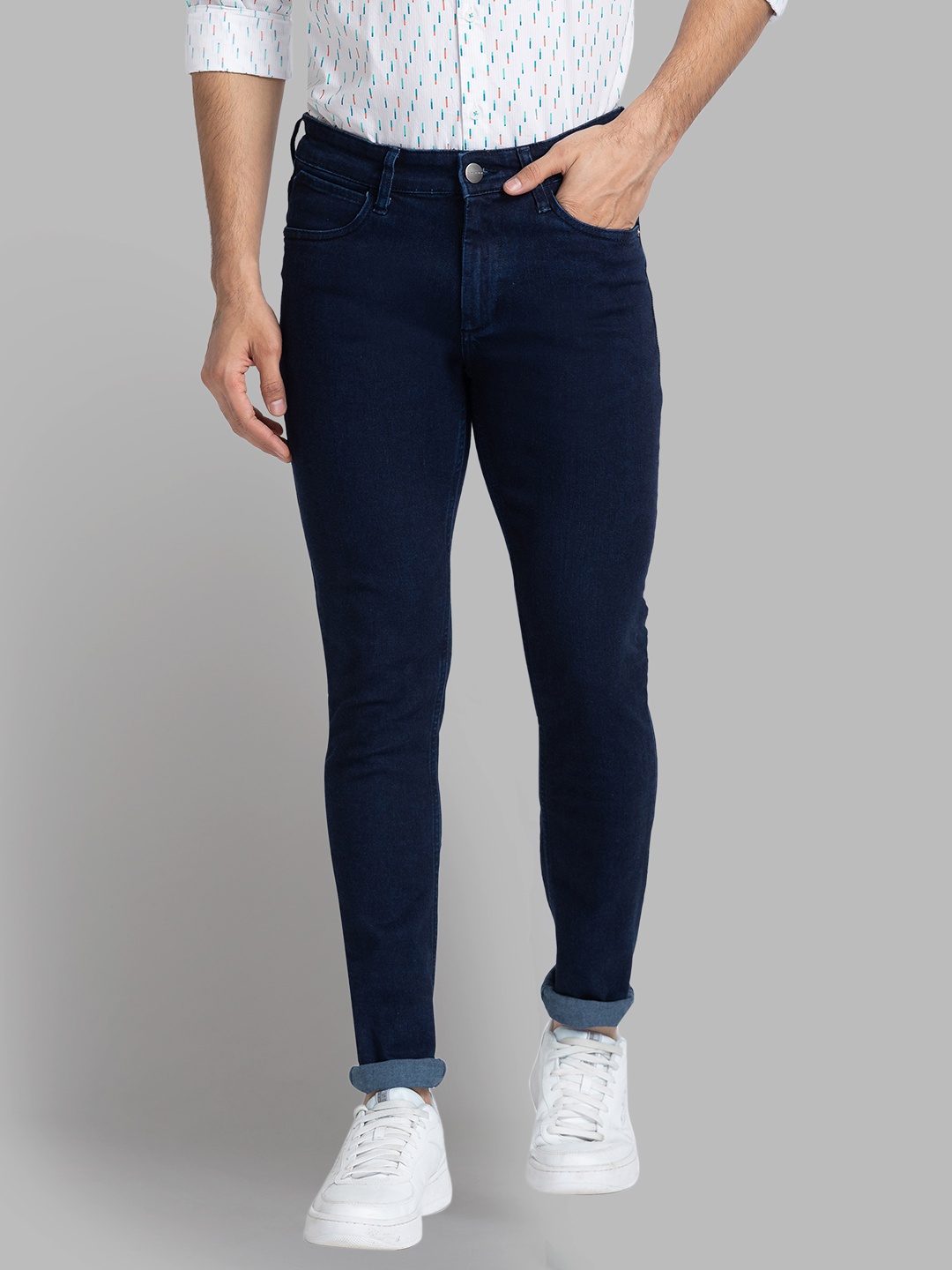 

Park Avenue Men Blue Regular Fit Cotton Jeans