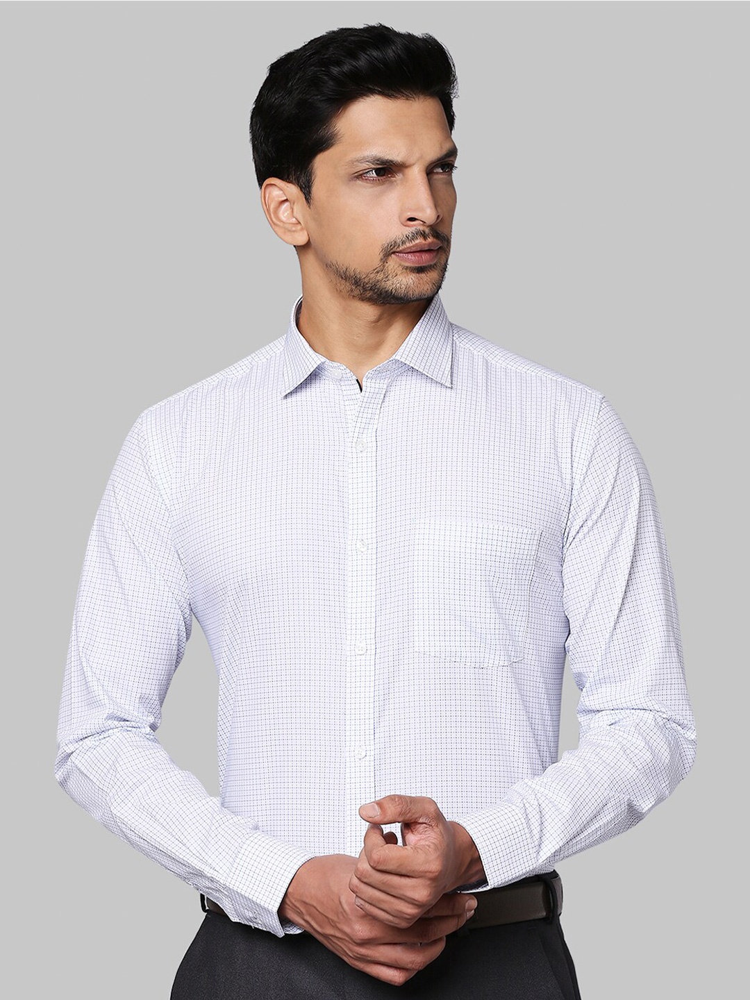 

Park Avenue Men Blue Slim Fit Grid Tattersall Checks Checked Casual Shirt