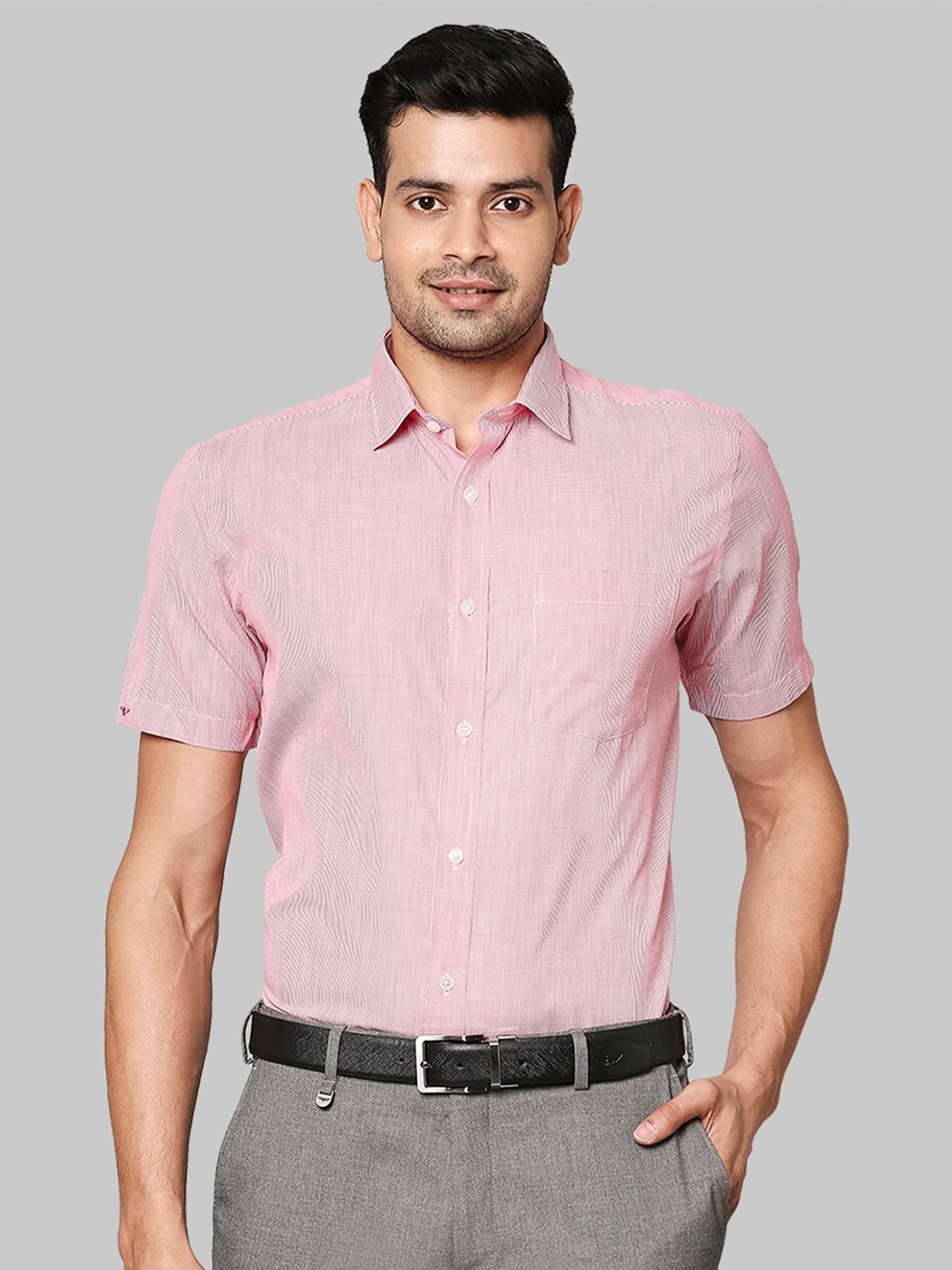 

Park Avenue Men Red Casual Shirt