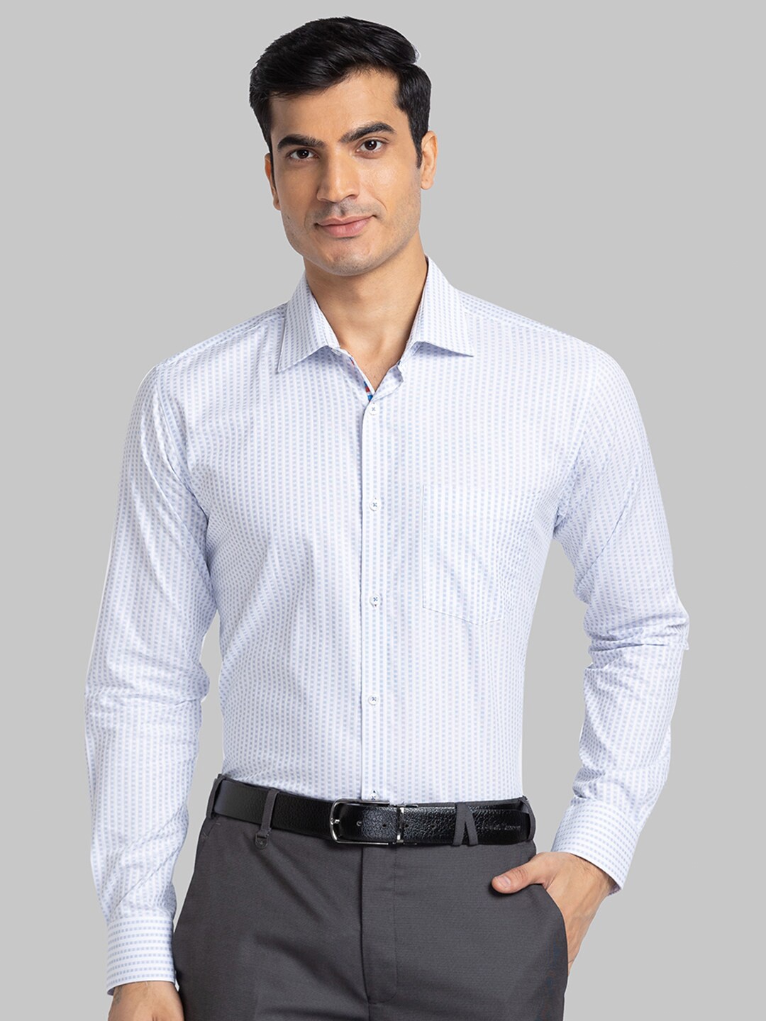 

Park Avenue Men Blue Printed Slim Fit Cotton Formal Shirt