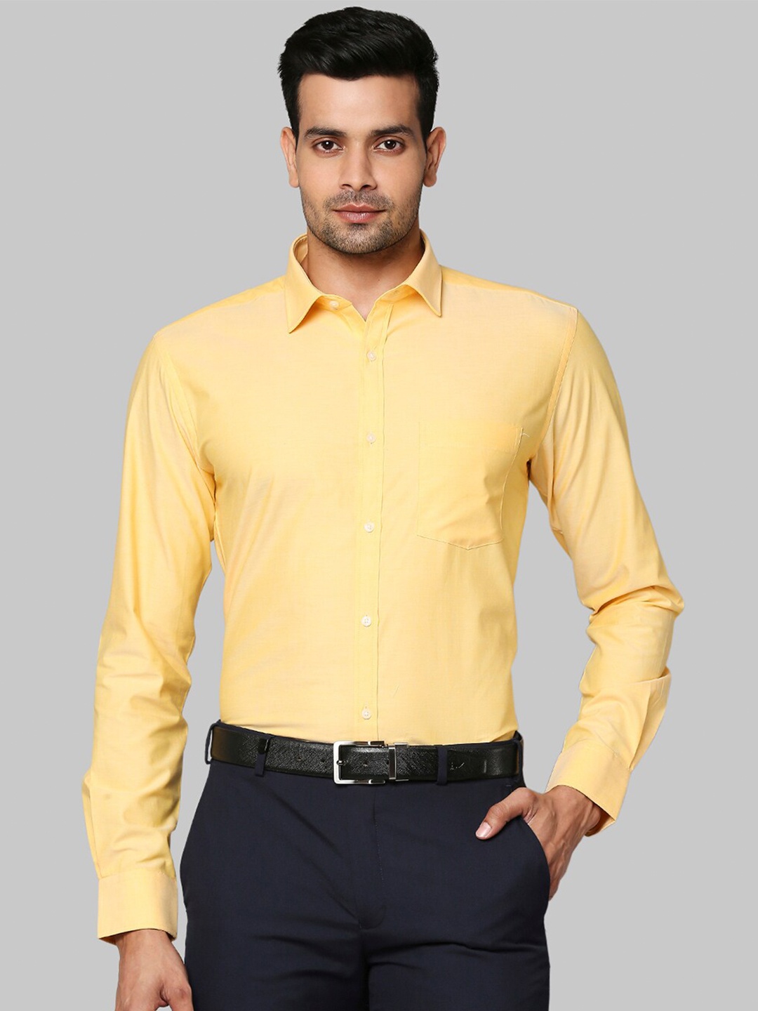 

Park Avenue Men Yellow Solid Slim Fit Formal Shirt