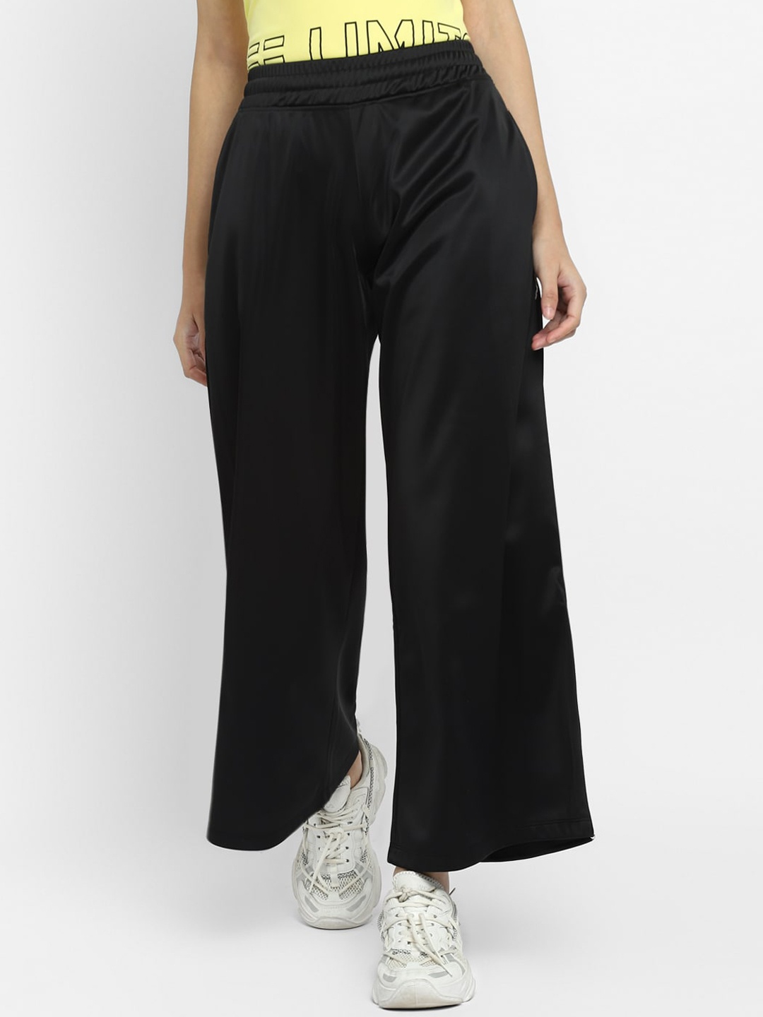 

OFF LIMITS Women Black Solid Mid-Rise Flared Track Pants