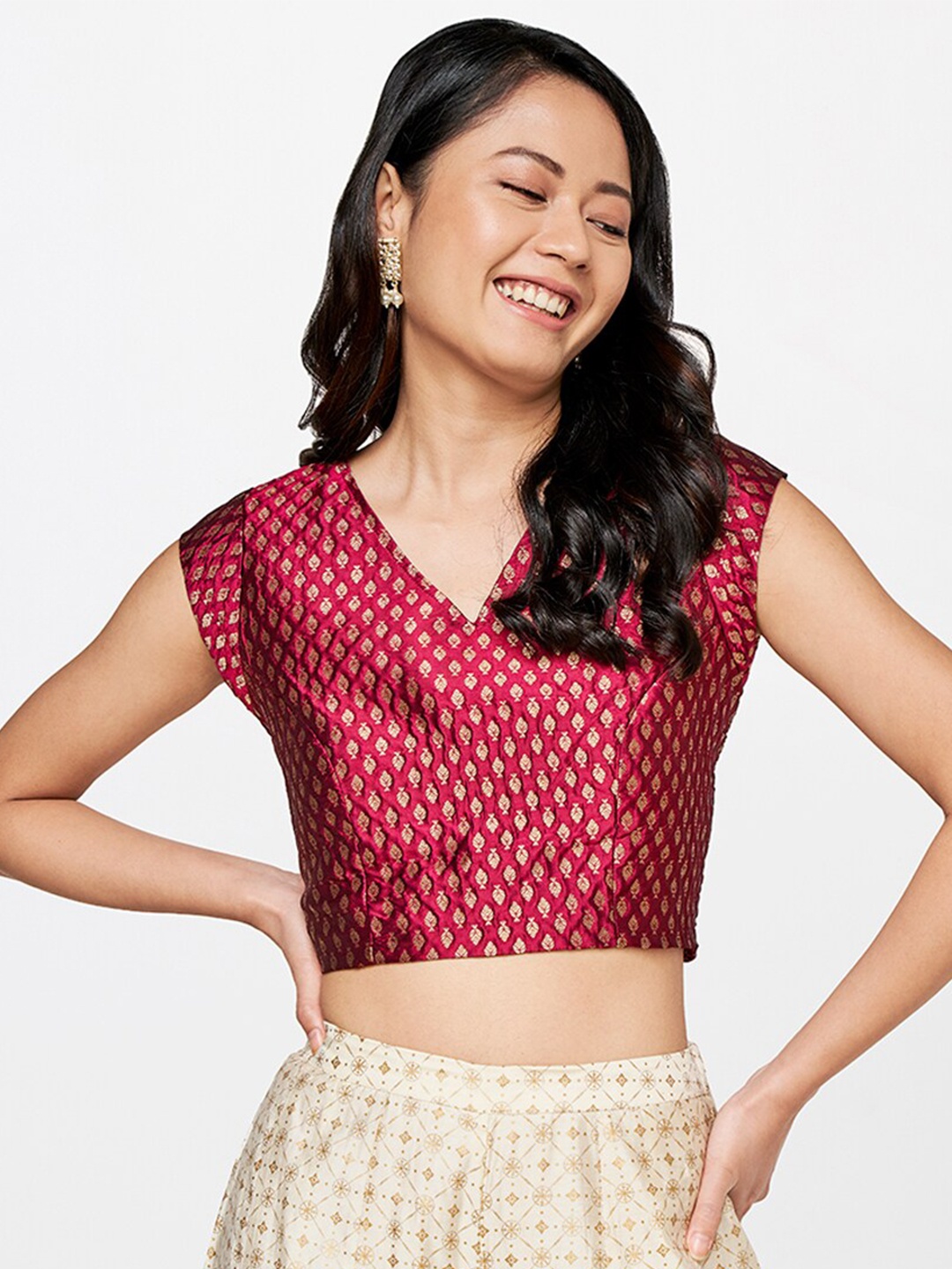 

Global Desi Women Maroon Floral Print Crop Top