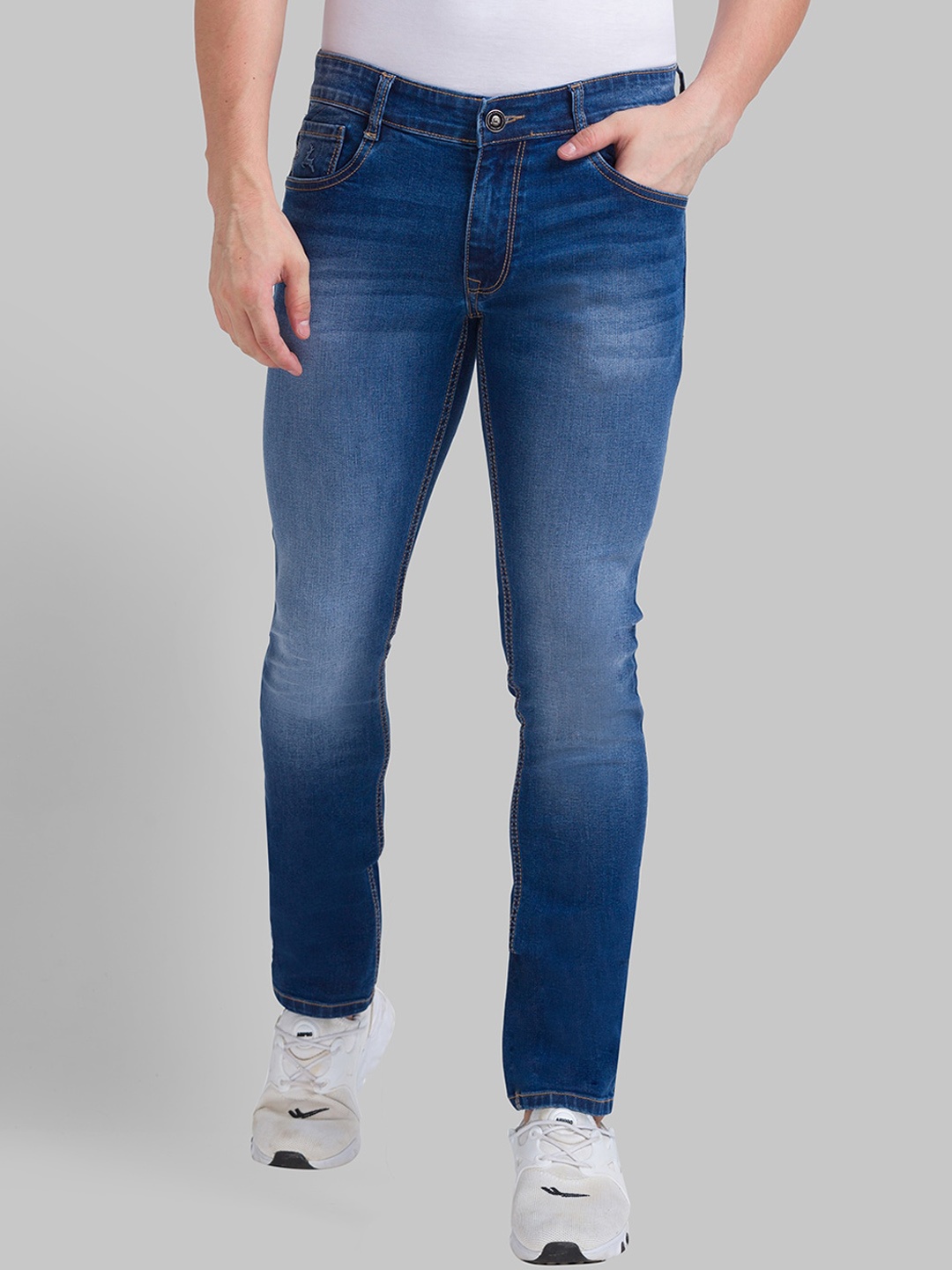 

Parx Men Blue Skinny Fit Light Fade Jeans