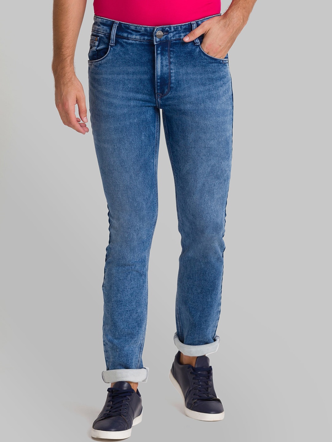 

Parx Men Blue Tapered Fit Heavy Fade Jeans