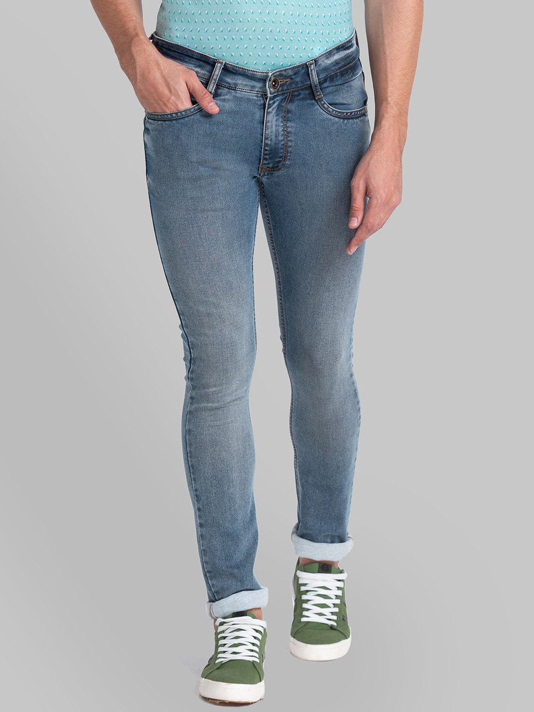 

Parx Men Blue Skinny Fit Heavy Fade Jeans