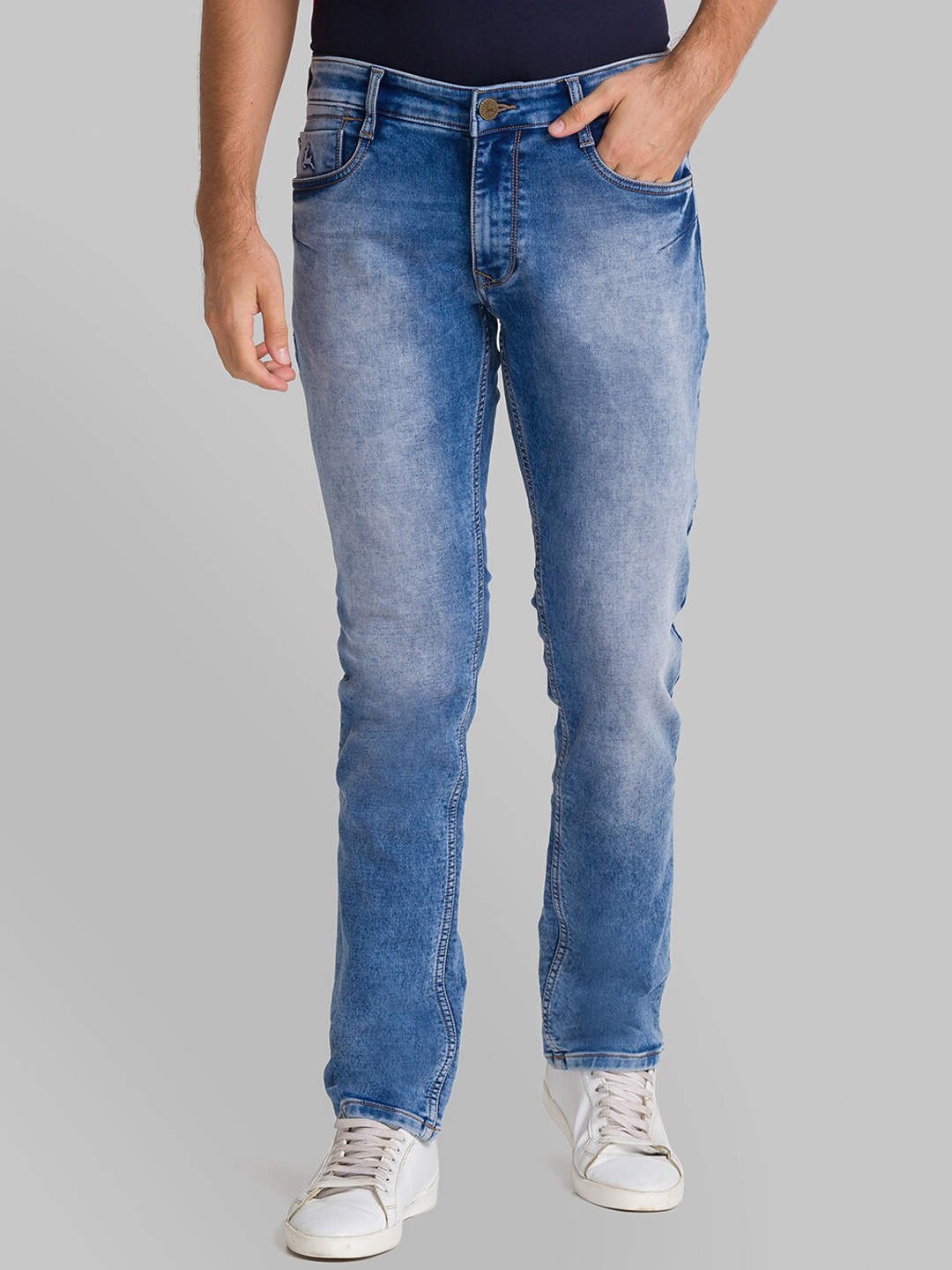 

Parx Men Blue Tapered Fit Heavy Fade Jeans