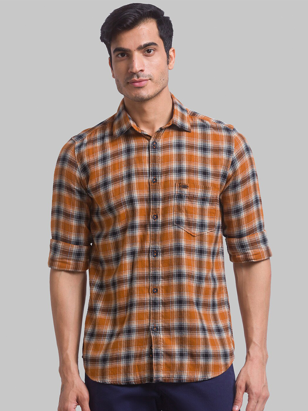 

Parx Men Brown Slim Fit Checked Casual Shirt