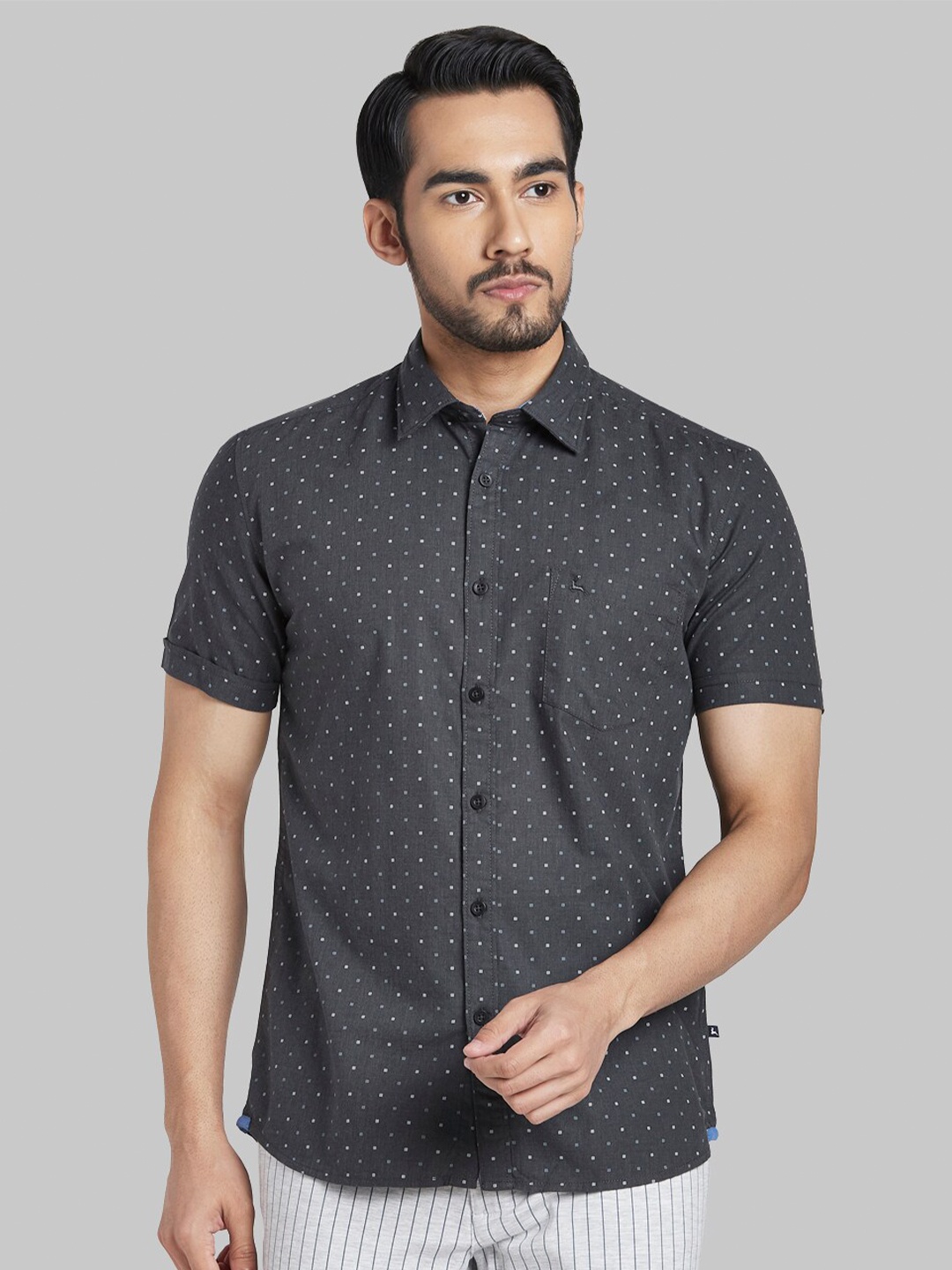 

Parx Men Grey Slim Fit Printed Casual Shirt