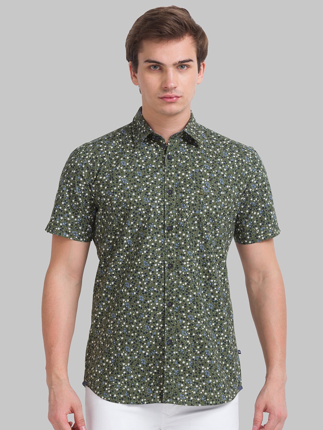 

Parx Men Green Floral Printed Slim Fit Printed Casual Shirt