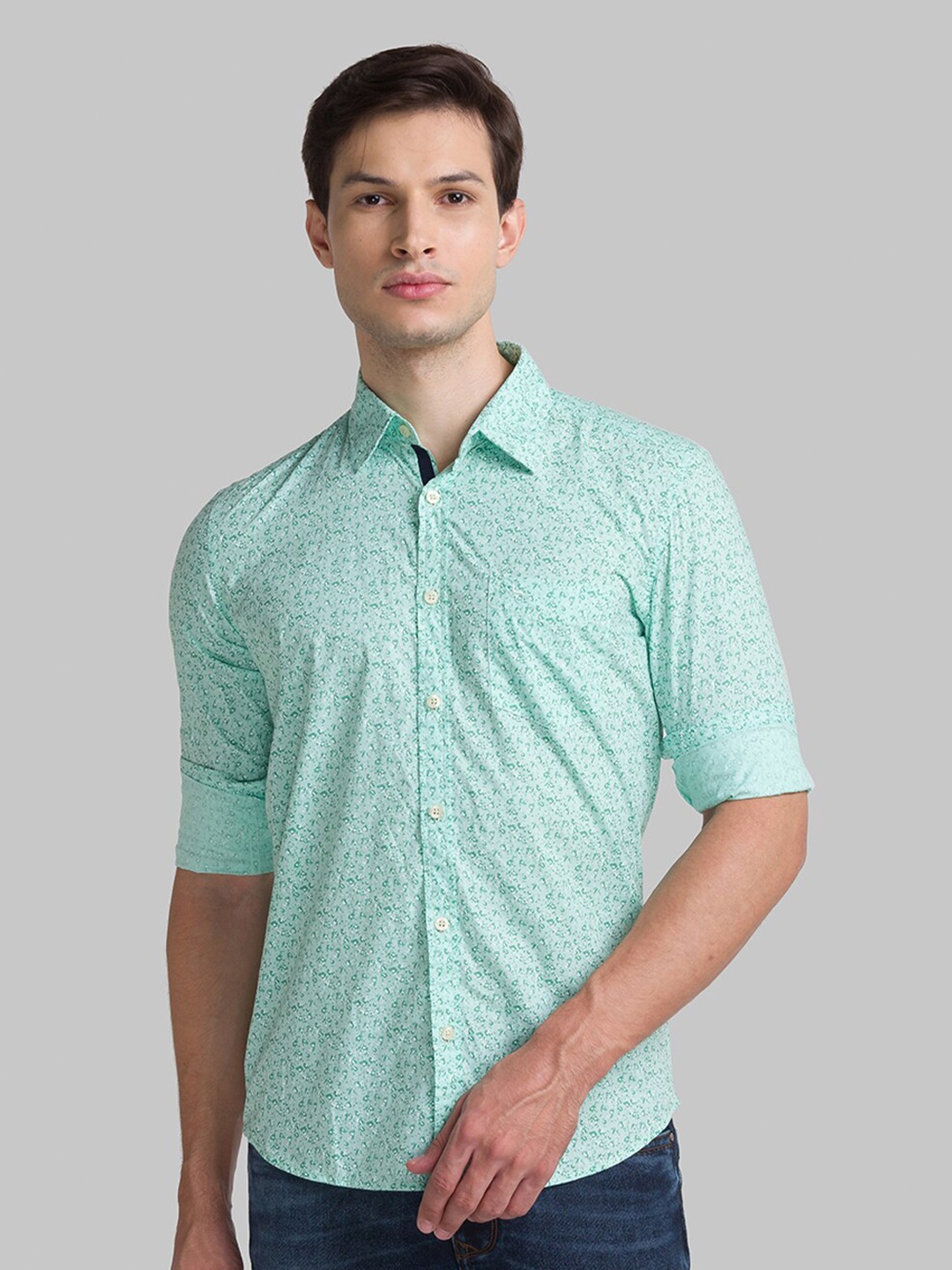 

Parx Men Green Slim Fit Printed Cotton Casual Shirt