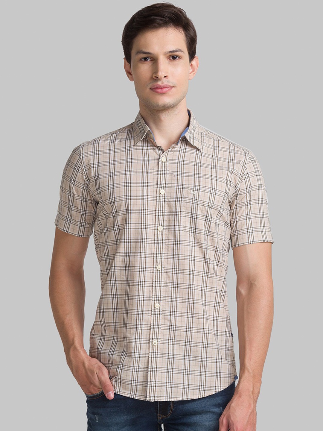 

Parx Men Beige Slim Fit Checked Cotton Casual Shirt