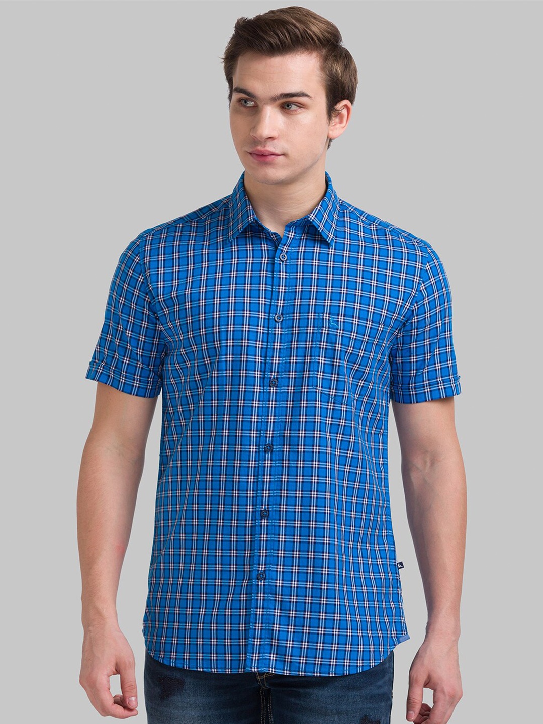 

Parx Men Blue Slim Fit Checked Casual Shirt