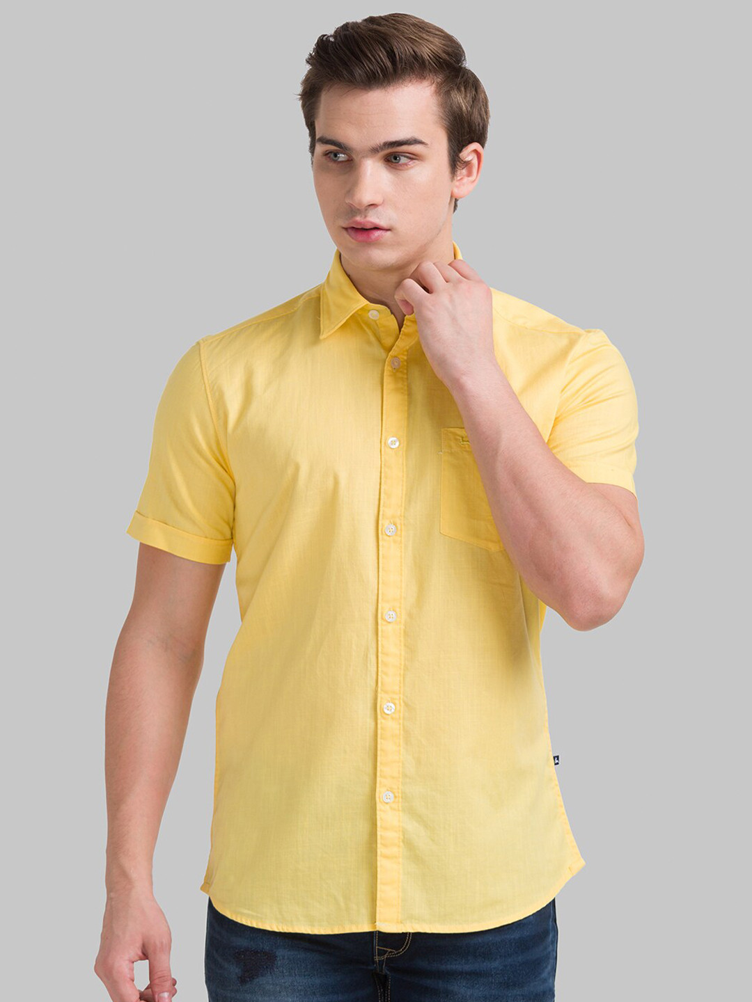 

Parx Men Yellow Slim Fit Casual Shirt