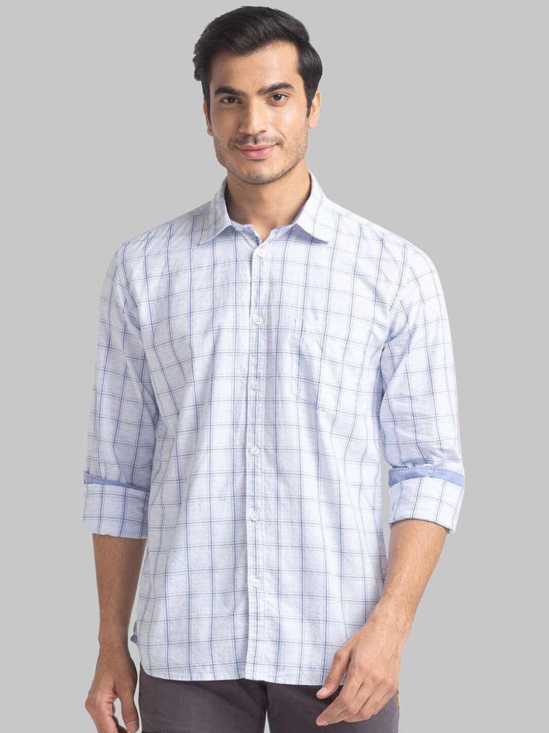 

Parx Men Blue Slim Fit Checked Casual Shirt