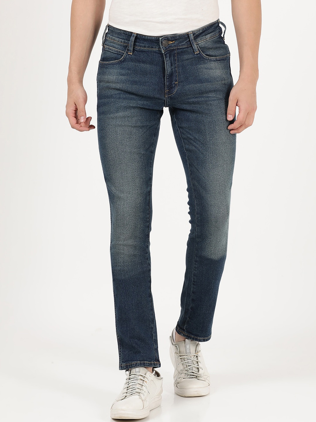 

Wrangler Men Blue Skanders Slim Fit Light Fade Stretchable Jeans
