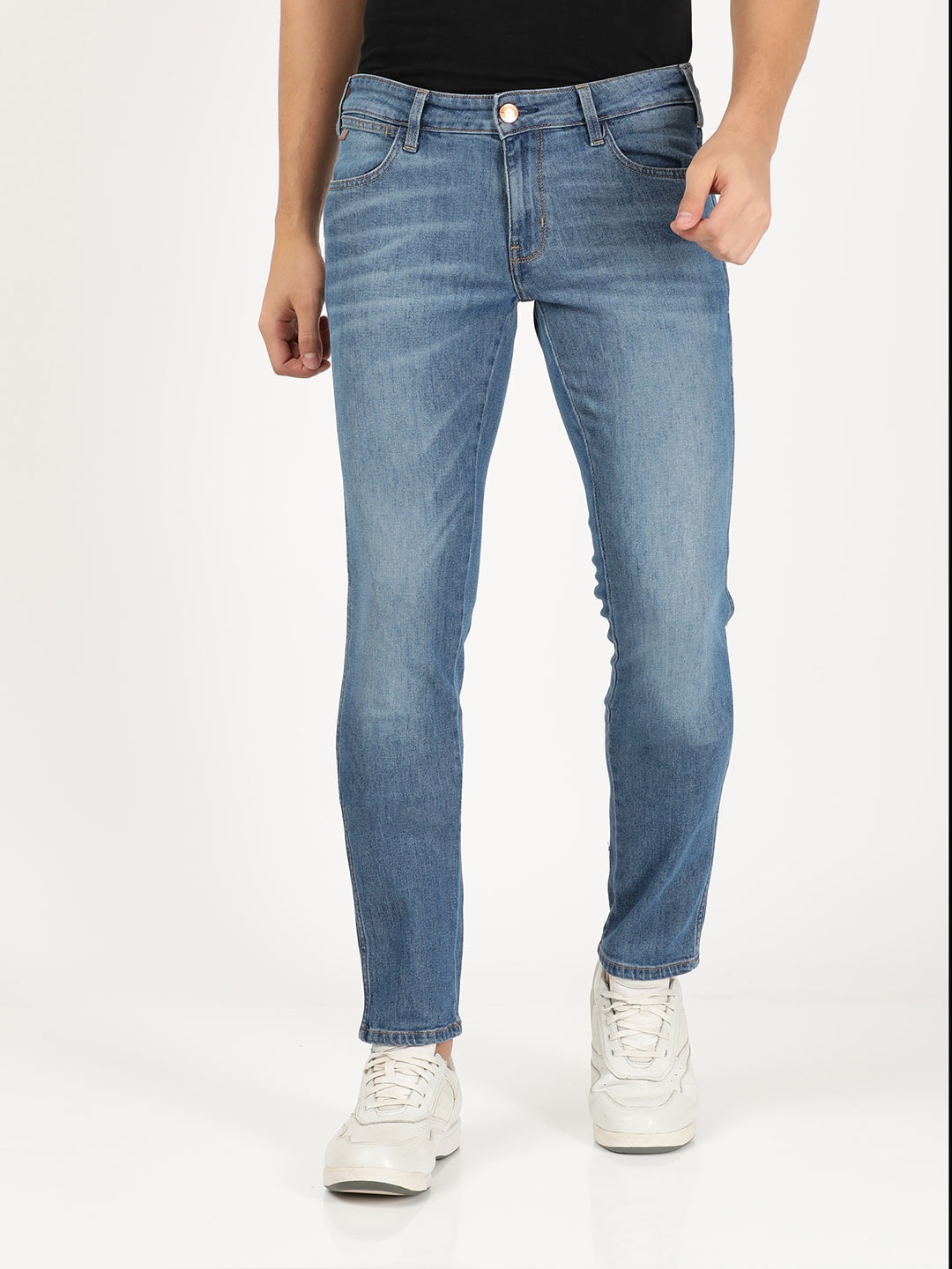 

Wrangler Men Blue Skanders Slim Fit Light Fade Stretchable Jeans
