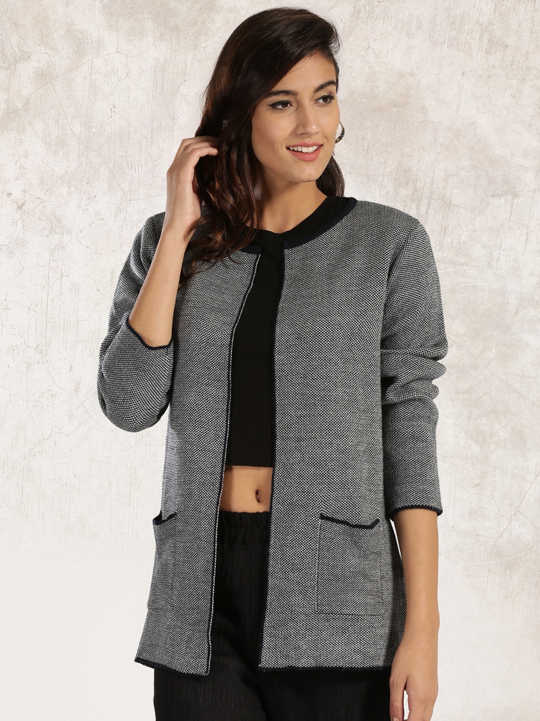 

Anouk Navy & White Patterned Shrug, Navy blue