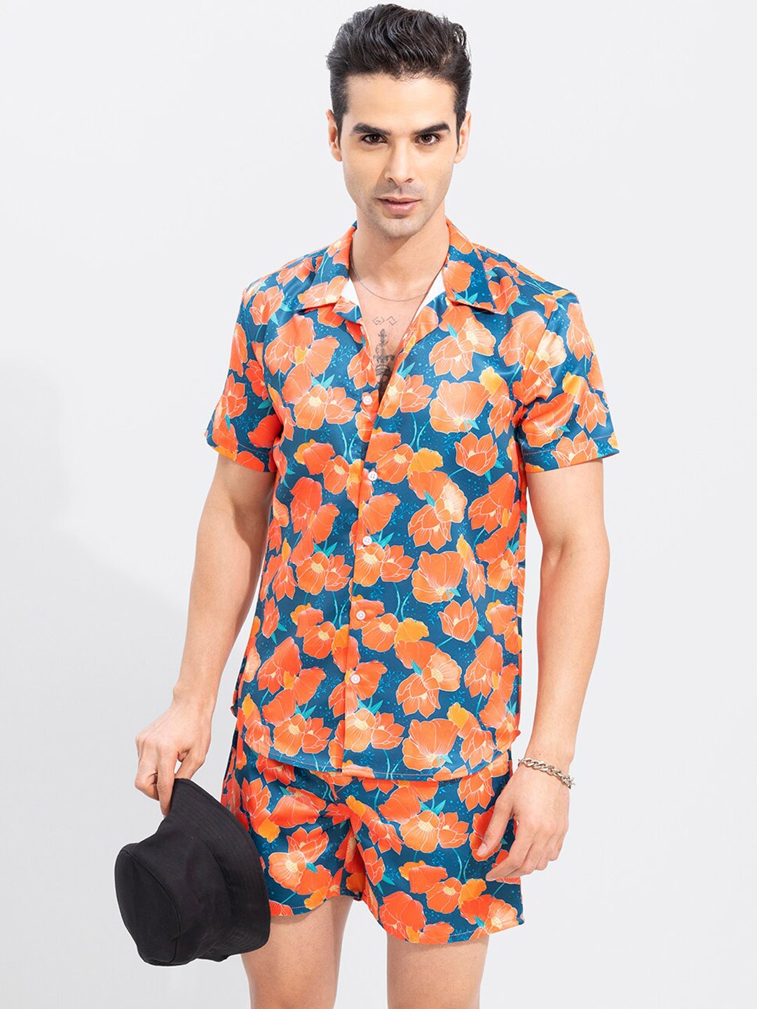 

Snitch Men Blue & Orange Floral Printed Polyester Co-Ords
