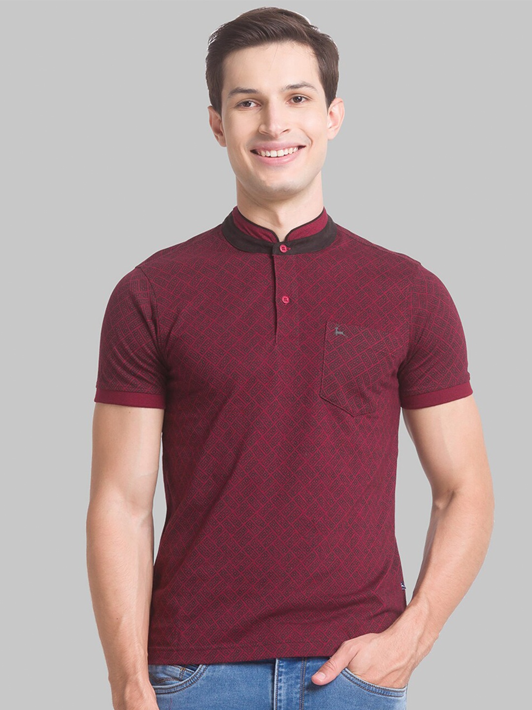 

Parx Men Maroon Printed Mandarin Collar T-shirt