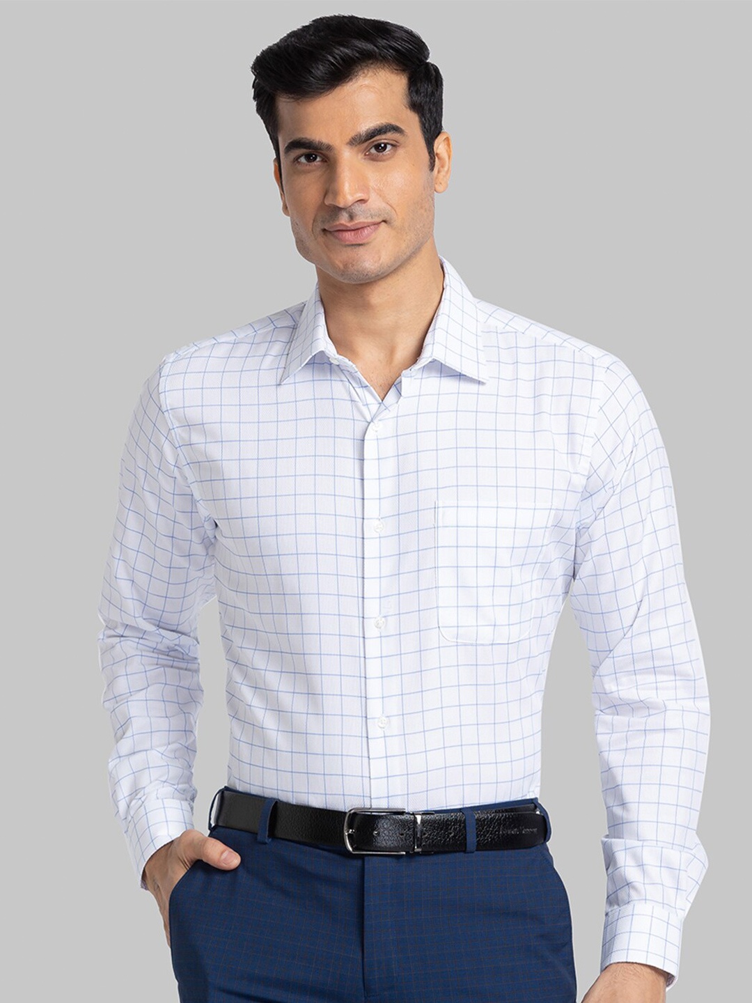 

Raymond Men Blue Slim Fit Checked Cotton Formal Shirt