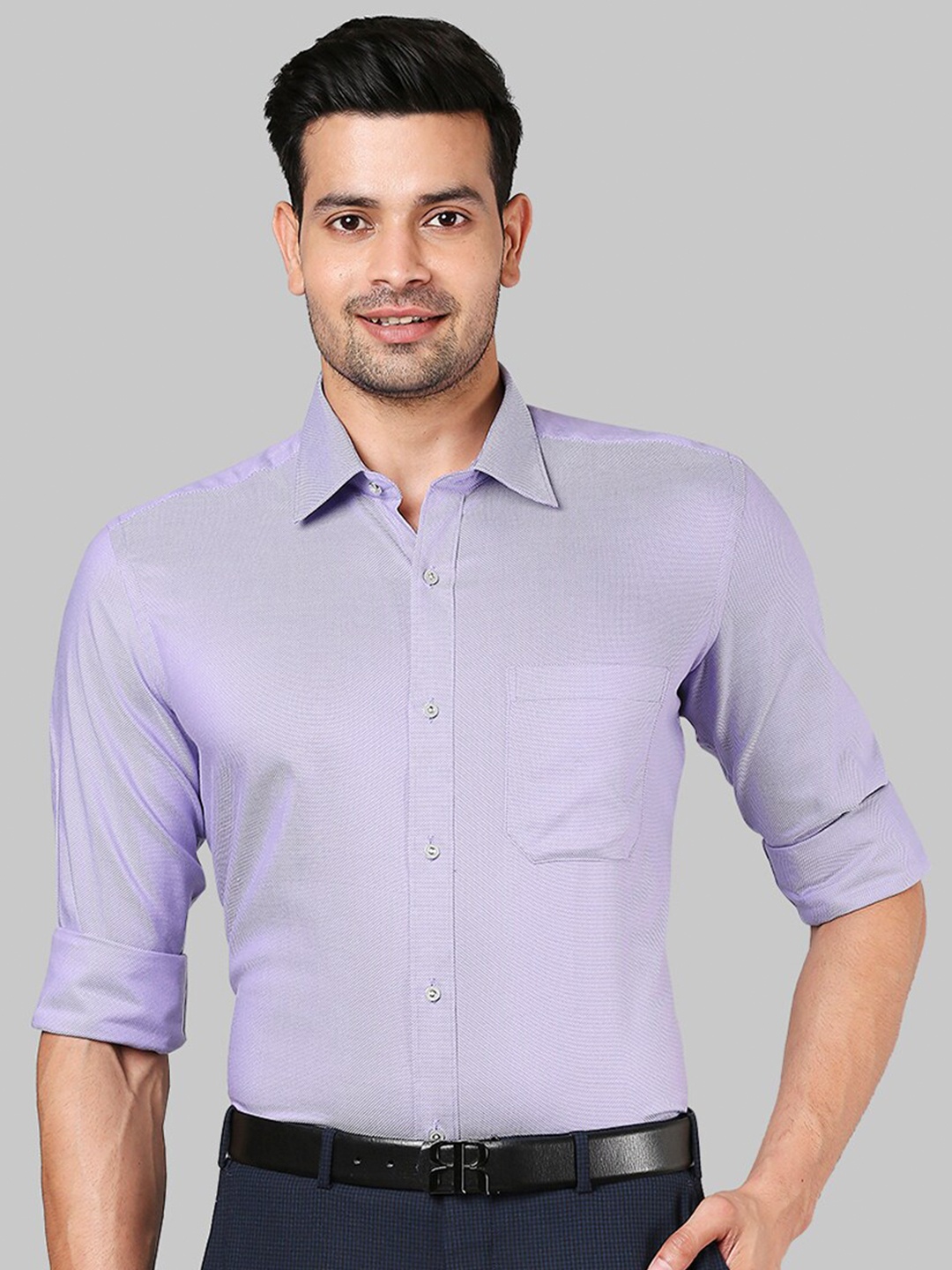 

Raymond Men Violet Regular Fit Solid Formal Shirt