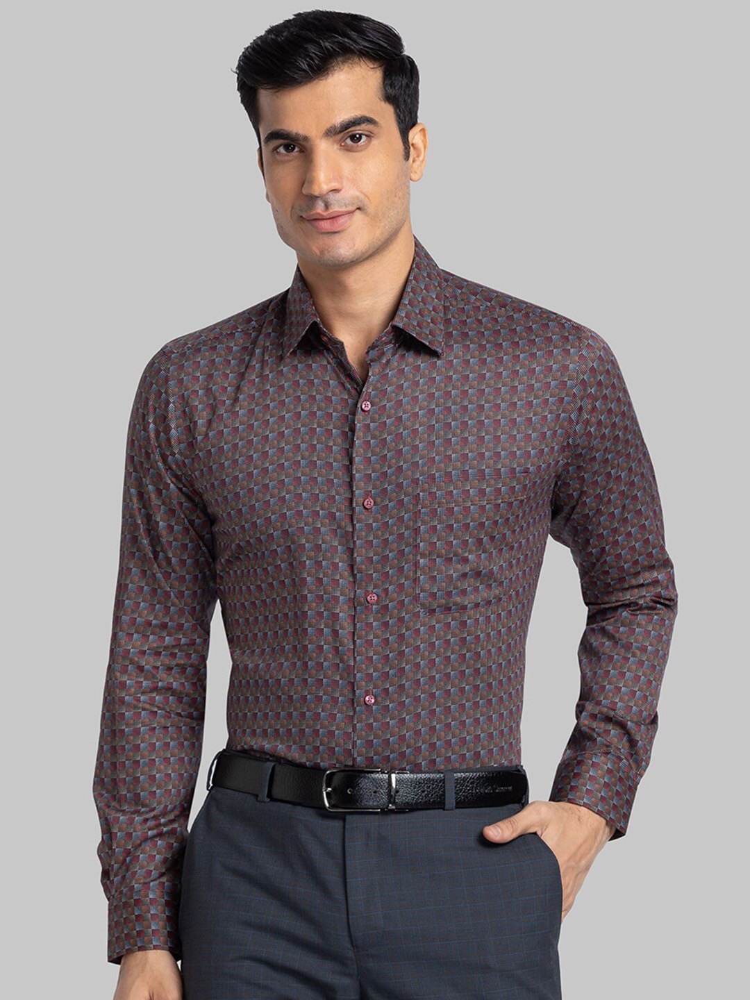

Raymond Men Red & Green Slim Fit Printed Formal Shirt