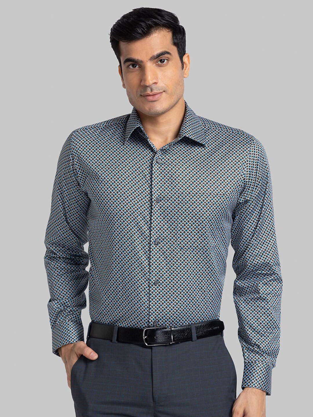 

Raymond Men Brown & Blue Slim Fit Printed Formal Shirt
