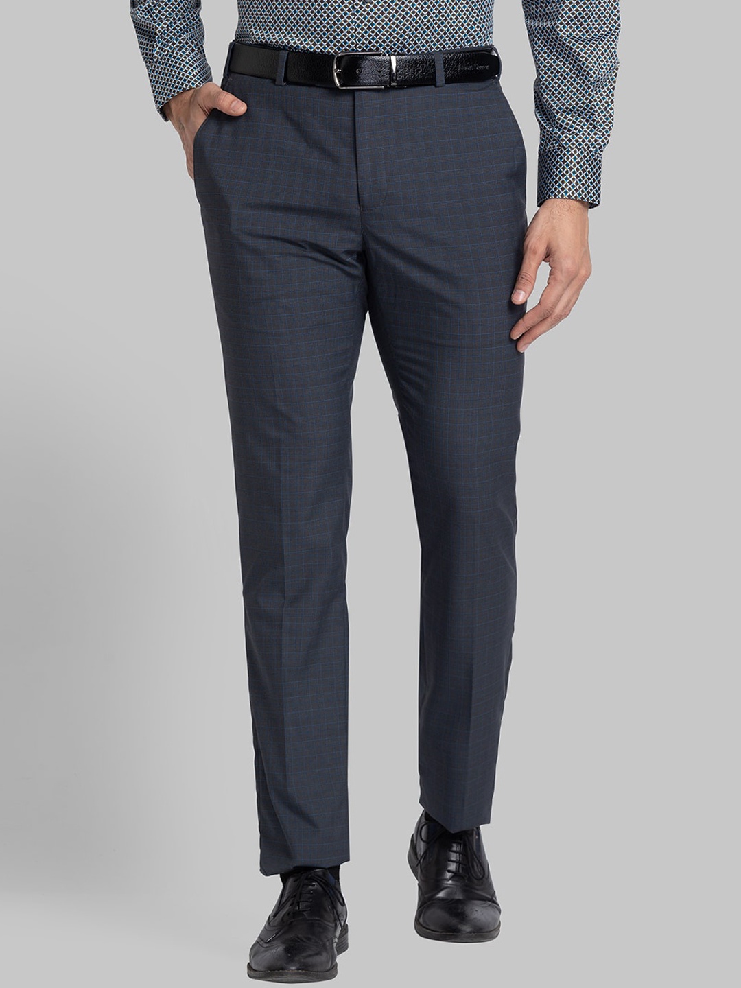 

Raymond Men Grey Checked Slim Fit Formal Trousers